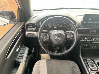 2025 Honda Pilot - Photo 3