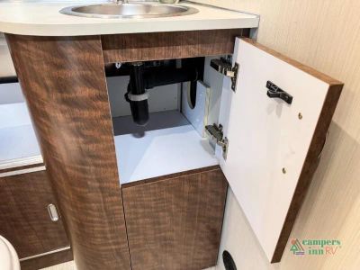 2019 Airstream Globetrotter — photo 42 view