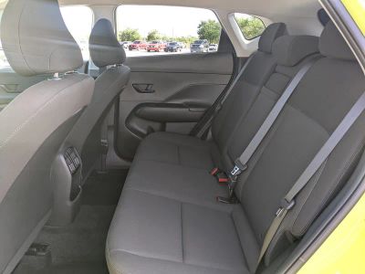 2025 Hyundai Kona — photo 15 view