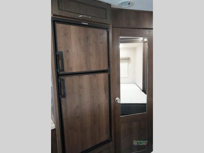2020 Coachmen RV Prism — photo 43 view