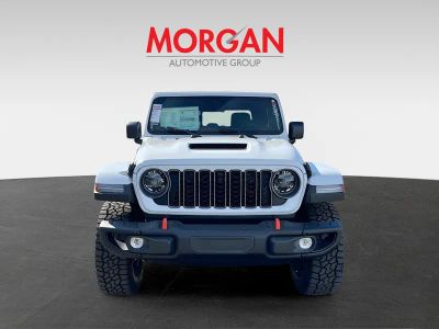 2026 Jeep Gladiator — side profile view
