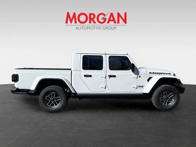 2026 Jeep Gladiator — photo 8 view