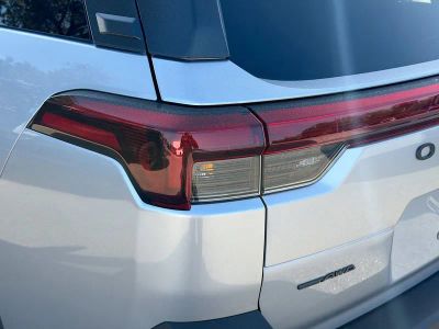 2026 Subaru Outback — photo 10 view