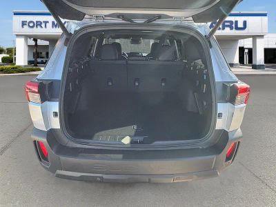 2026 Subaru Outback — photo 12 view