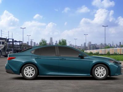 2026 Toyota Camry - Photo 14