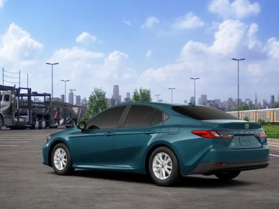 2026 Toyota Camry - Photo 8