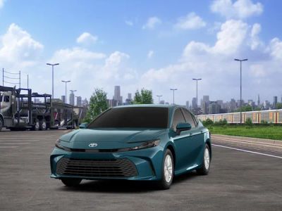 2026 Toyota Camry - Photo 3