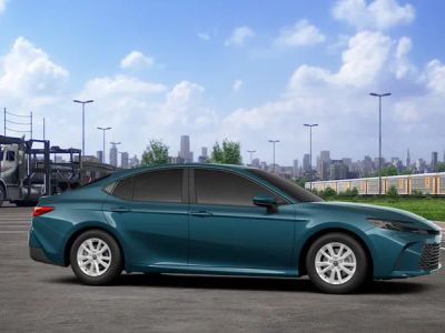 2026 Toyota Camry - Photo 15