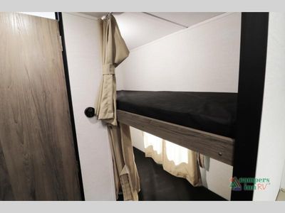 2026 Gulf Stream RV Envision SVT — photo 29 view