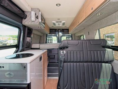 2025 Storyteller Overland Storyteller Overland - Photo 7