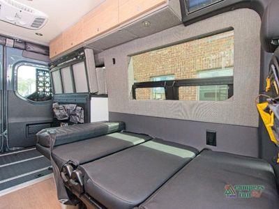 2025 Storyteller Overland Storyteller Overland - Photo 11