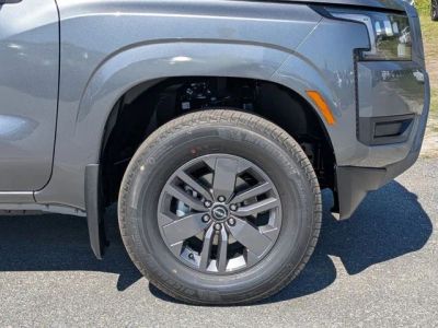 2026 Nissan Frontier — photo 10 view