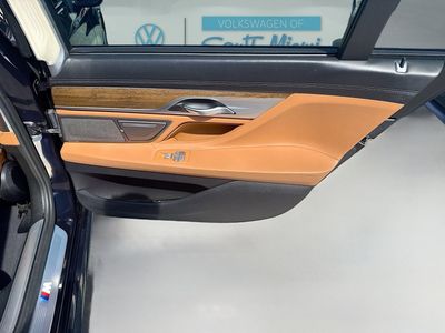 2018 BMW 7 Series - Photo 31