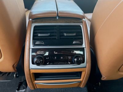 2018 BMW 7 Series - Photo 23