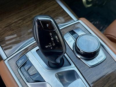 2018 BMW 7 Series - Photo 16