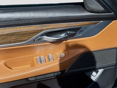 2018 BMW 7 Series - Photo 17