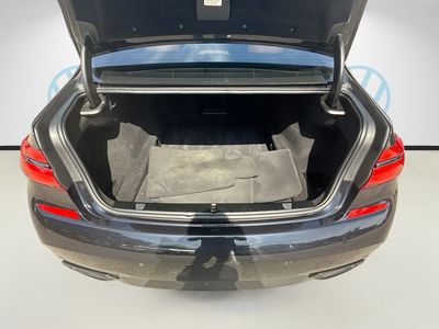 2018 BMW 7 Series - Photo 27