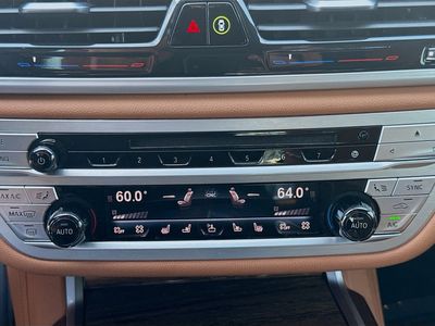2018 BMW 7 Series - Photo 15