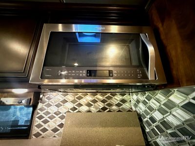 2018 Newmar Canyon Star - Photo 12