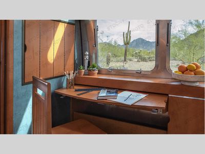 2026 Airstream Frank Lloyd Wright Limited Edition - Photo 3