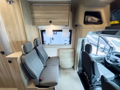 2027 Winnebago EKKO — photo 13 view