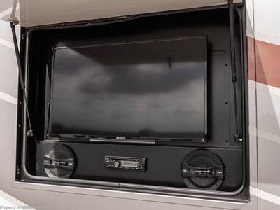 2015 Fleetwood Discovery - Photo 6