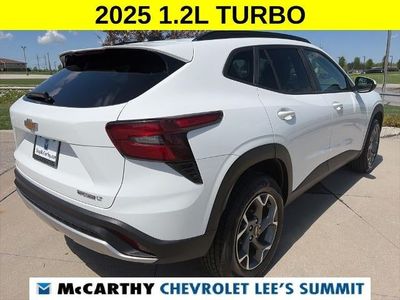 2025 Chevrolet Trax - Photo 15