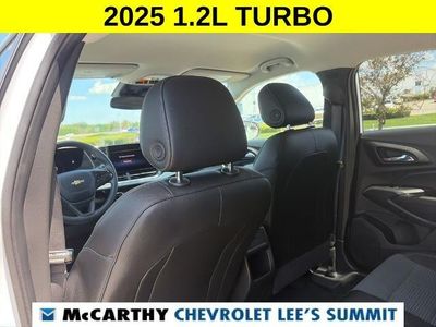 2025 Chevrolet Trax - Photo 28