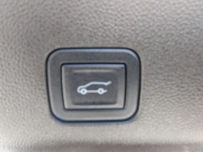 2025 Chevrolet Tahoe — photo 16 view