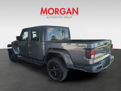 2022 Jeep Gladiator — photo 7 view