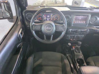 2022 Jeep Gladiator — photo 16 view