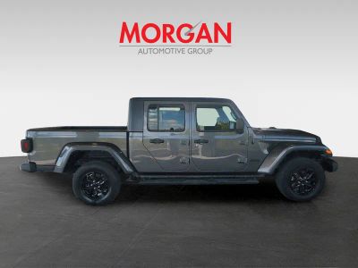 2022 Jeep Gladiator — interior view