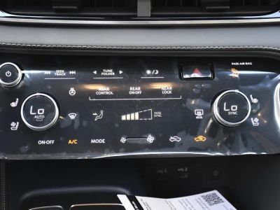 2026 INFINITI QX60 — photo 17 view