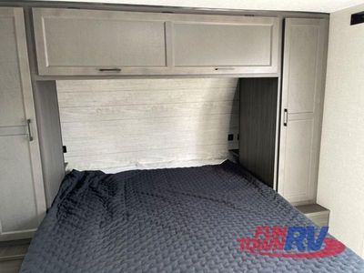 2025 Venture RV Stratus - Photo 7
