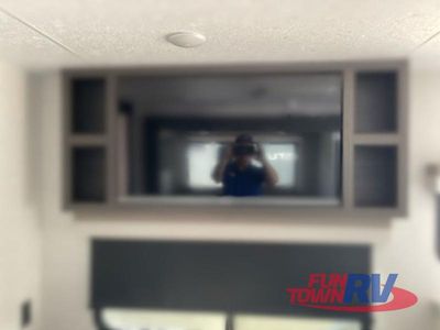 2025 Venture RV Stratus - Photo 38
