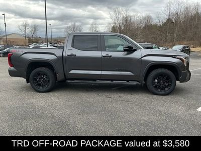 2024 Toyota Tundra - Photo 3