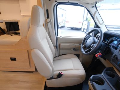 2026 Thor Motor Coach Four Winds - Photo 8