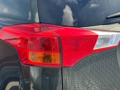 2013 Toyota RAV4 - Photo 14