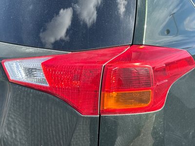 2013 Toyota RAV4 - Photo 16
