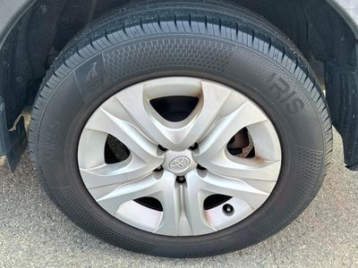 2013 Toyota RAV4 - Photo 17