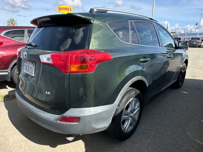 2013 Toyota RAV4 - Photo 2
