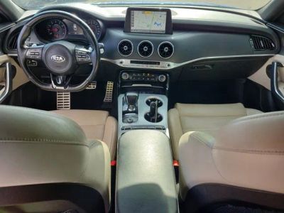 2018 Kia Stinger — photo 18 view