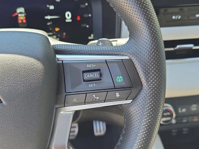 2025 Mitsubishi Outlander — photo 34 view