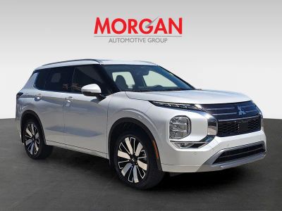 2025 Mitsubishi Outlander — side profile view