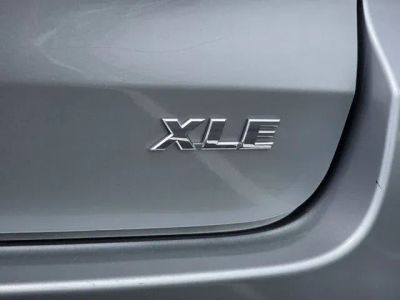 2017 Toyota Highlander - Photo 32