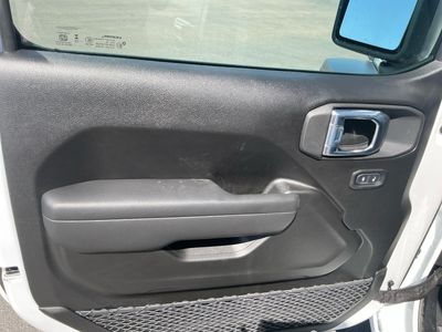 2026 Jeep Wrangler — photo 16 view