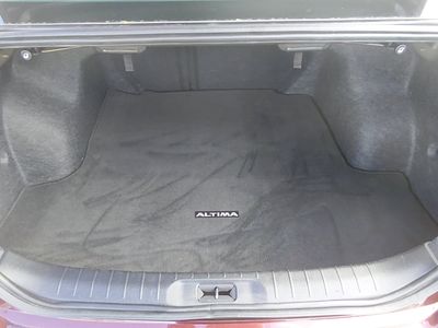 2024 Nissan Altima — photo 11 view