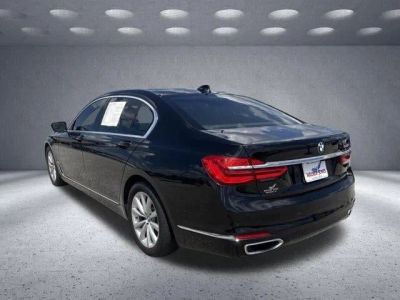 2019 BMW 7 Series — side profile view