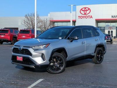2023 Toyota RAV4 Hybrid - Photo 2