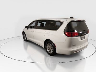 2023 Chrysler Voyager - Photo 5